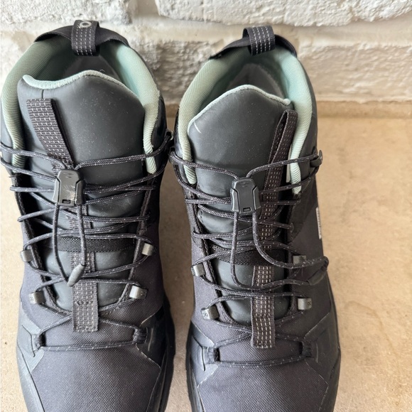 On Running Men's Black Hiking Shoes - Picture 3 of 6